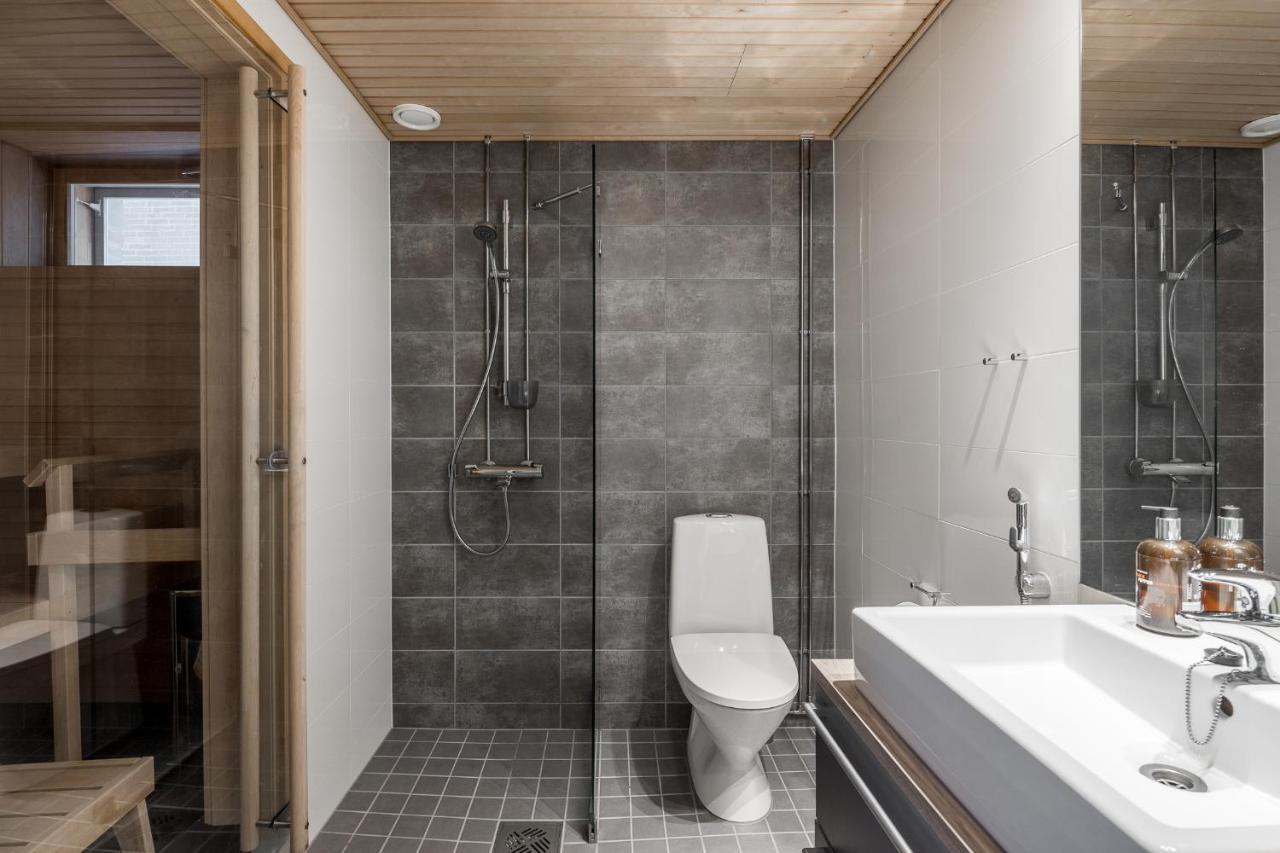 Leilighet Kaunis Huoneisto Jatkasaaressa, Iso Parveke, Sauna, Ilmastointi, Autohallipaikka